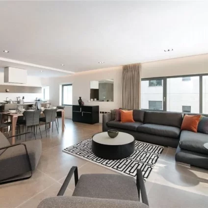 3 Bedroom Apartment Mayfair