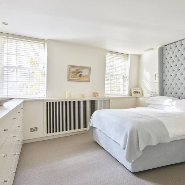 STUNNING LUXURY KNIGHTSBRIDGE HOUSE - Image 4