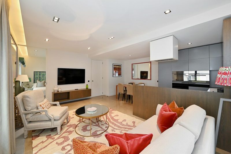Modern 2 Bedroom Apartment Mayfair