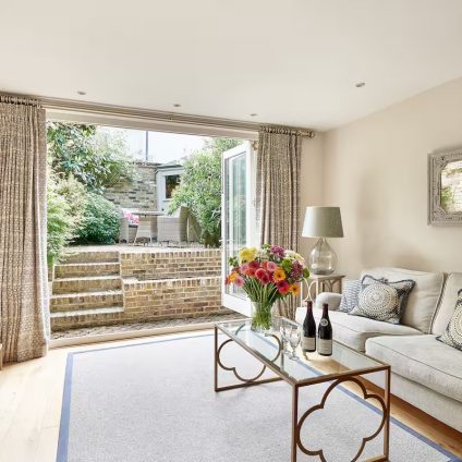LUXURY BELGRAVIA HOUSE