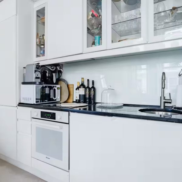 High-Ceiling 1-Bed Flat | Hyde Park - Image 4