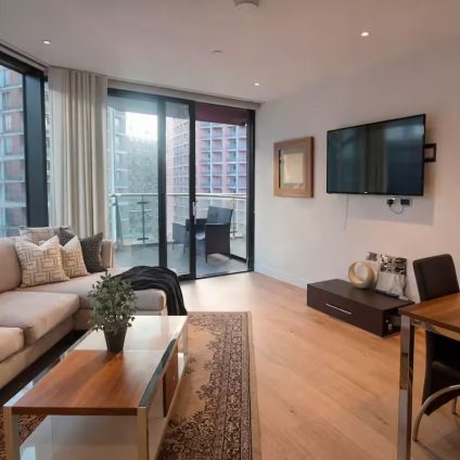 Beautiful 1 bed 1 bath Battersea Power Station
